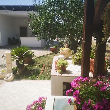 B&B Angolo Magico Parabita Esterno foto
