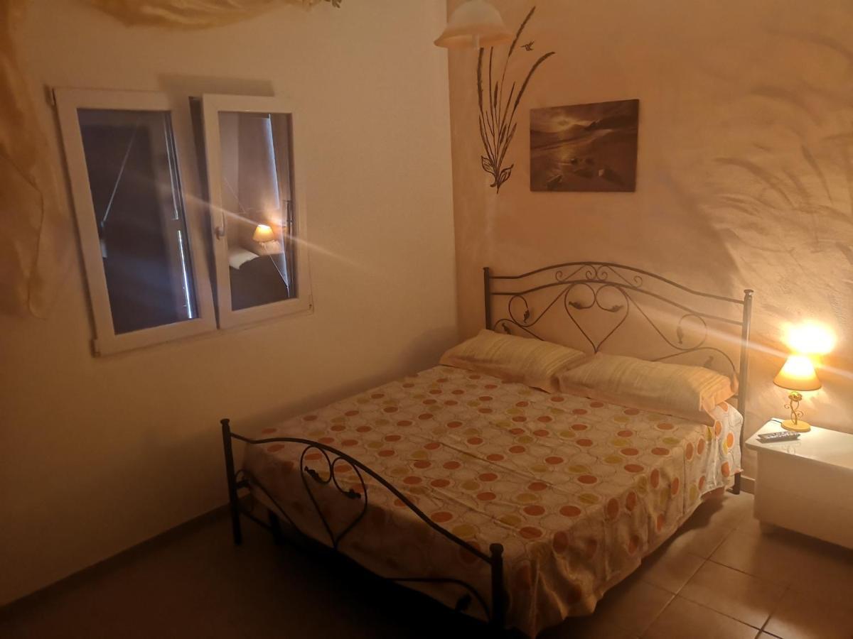 B&B Angolo Magico Parabita Esterno foto