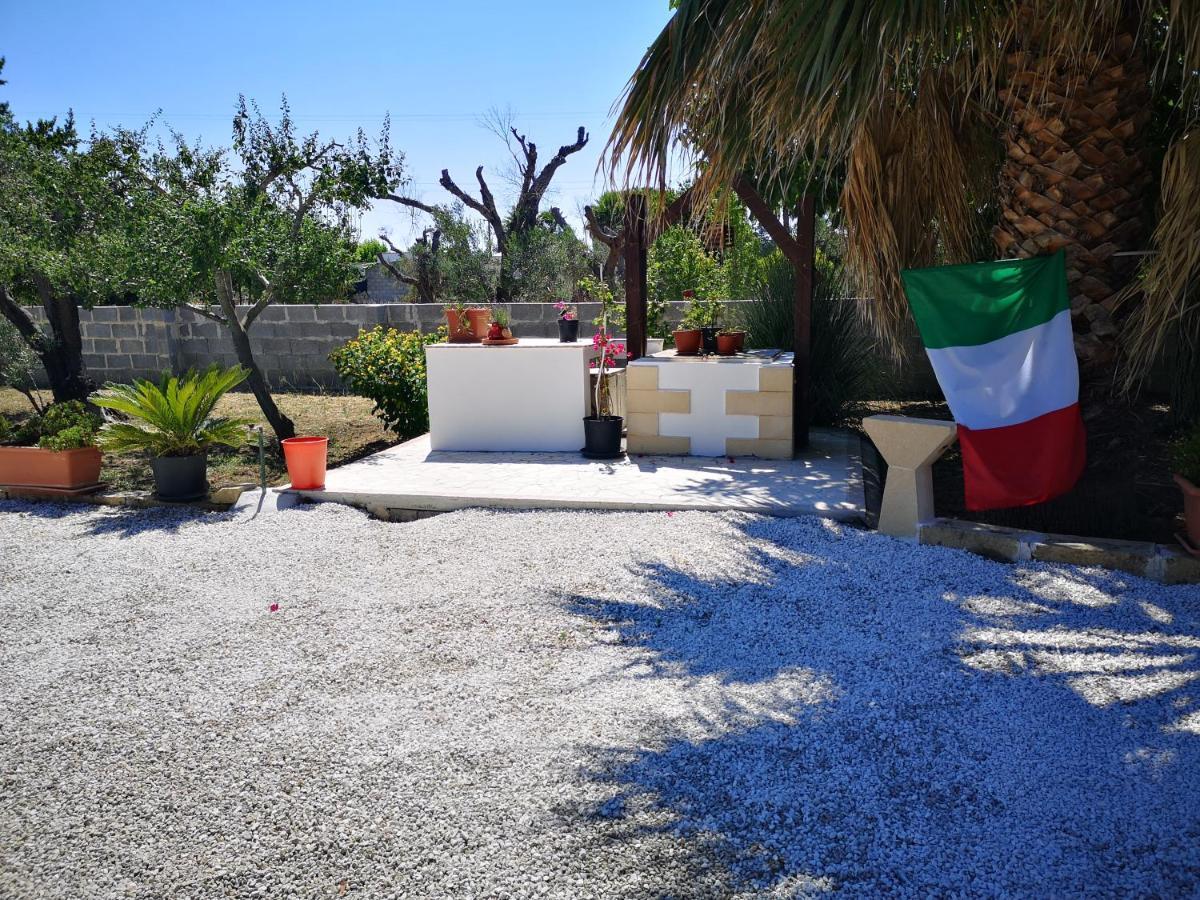 B&B Angolo Magico Parabita Esterno foto