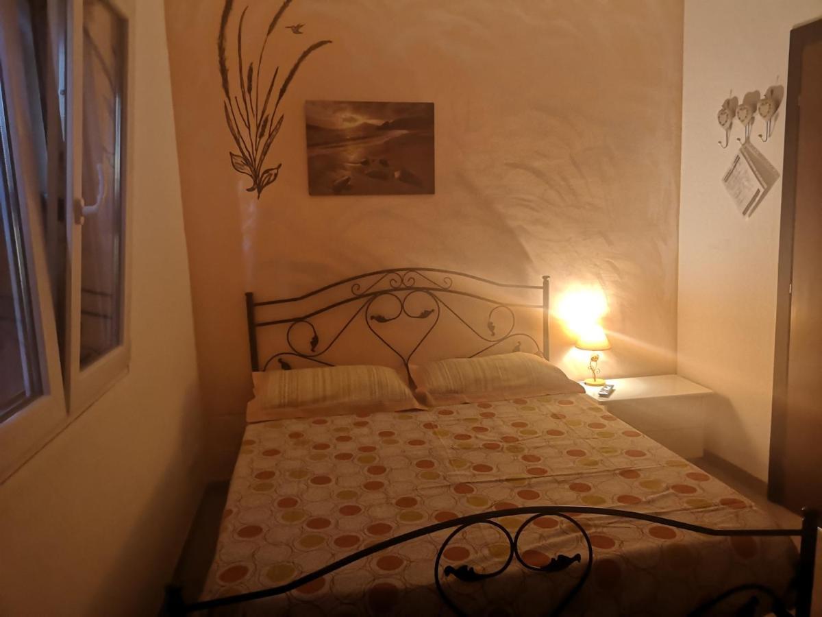 B&B Angolo Magico Parabita Esterno foto