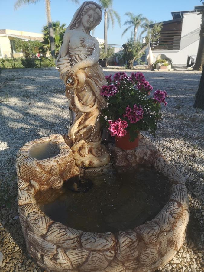 B&B Angolo Magico Parabita Esterno foto