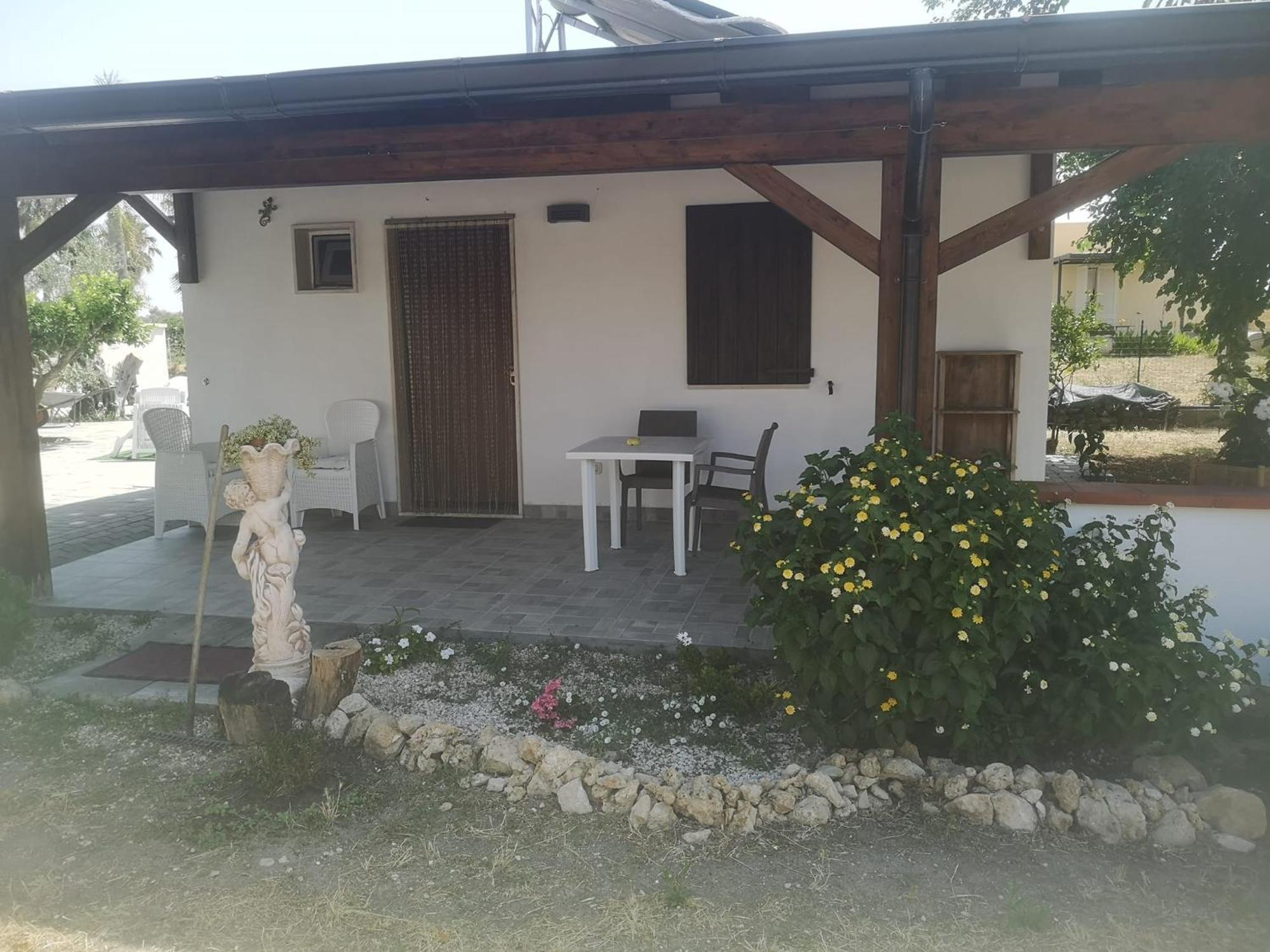 B&B Angolo Magico Parabita Esterno foto