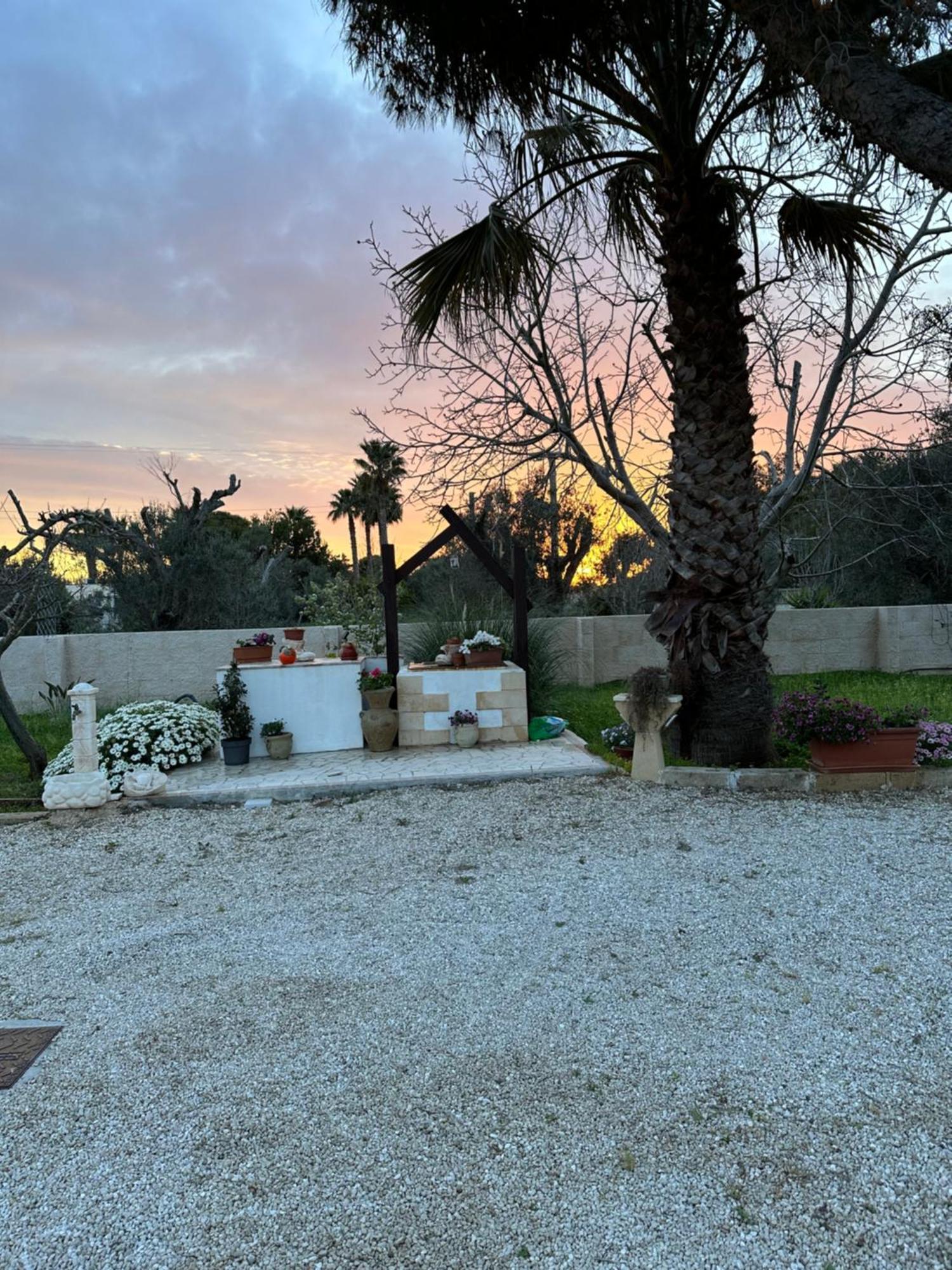 B&B Angolo Magico Parabita Esterno foto
