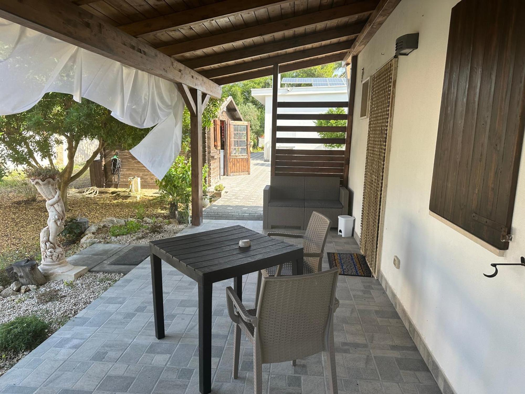 B&B Angolo Magico Parabita Esterno foto